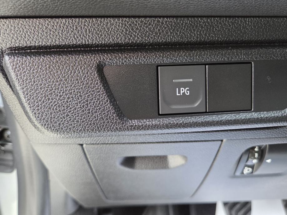 Dacia Sandero STEPWAY-1,0 Eco-G-PLIN-2022g.-"71000km"FULL-SERVISNA-GAR, fotografija 15