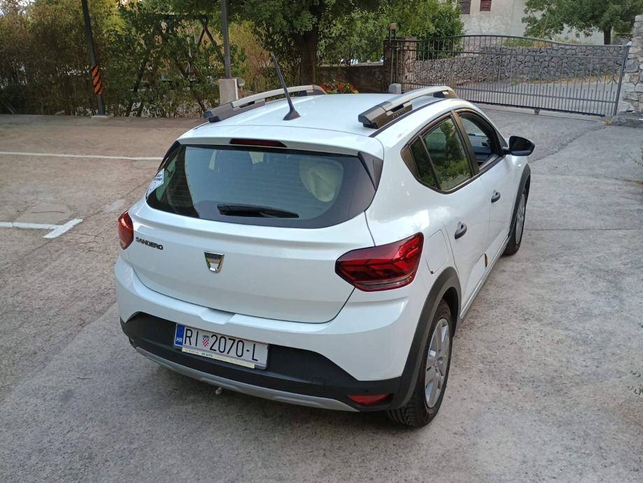 Dacia Sandero Stepway 1,0 Eco-G, fotografija 4