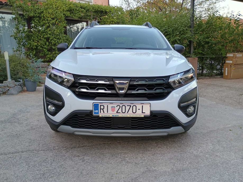 Dacia Sandero Stepway 1,0 Eco-G, fotografija 5
