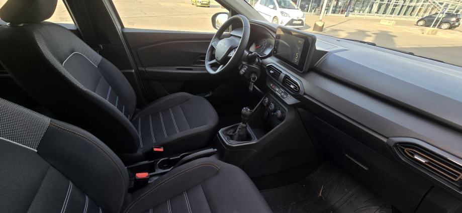 Dacia Sandero Stepway 1,0 tce Samo 9800 km.Hr auto.1.vlasnik., fotografija 8