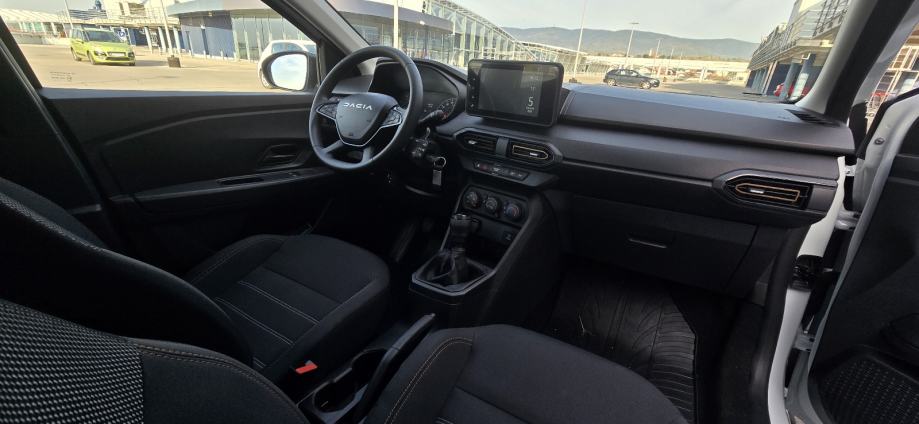 Dacia Sandero Stepway 1,0 tce Samo 9800 km.Hr auto.1.vlasnik., fotografija 7