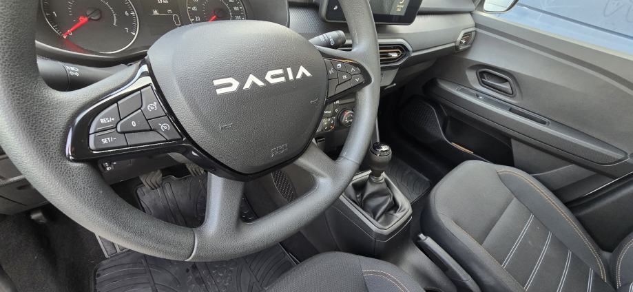 Dacia Sandero Stepway 1,0 tce Samo 9800 km.Hr auto.1.vlasnik., fotografija 11