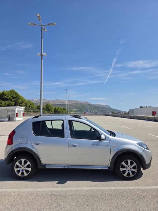 Dacia Sandero Stepway, fotografija 2
