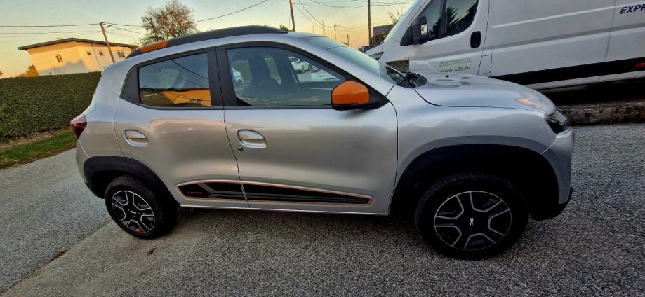 Dacia Spring Spring automatik, fotografija 3