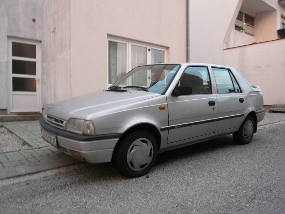 Dacia supernova фара