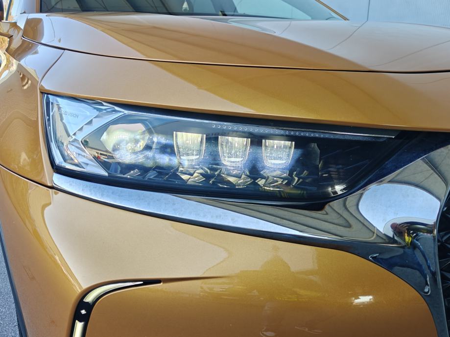 Ds7 CROSSBACK PHEV 4X4 (300 Ks) Opera , Panorama , Gr. sjeda., Jamstvo, fotografija 9
