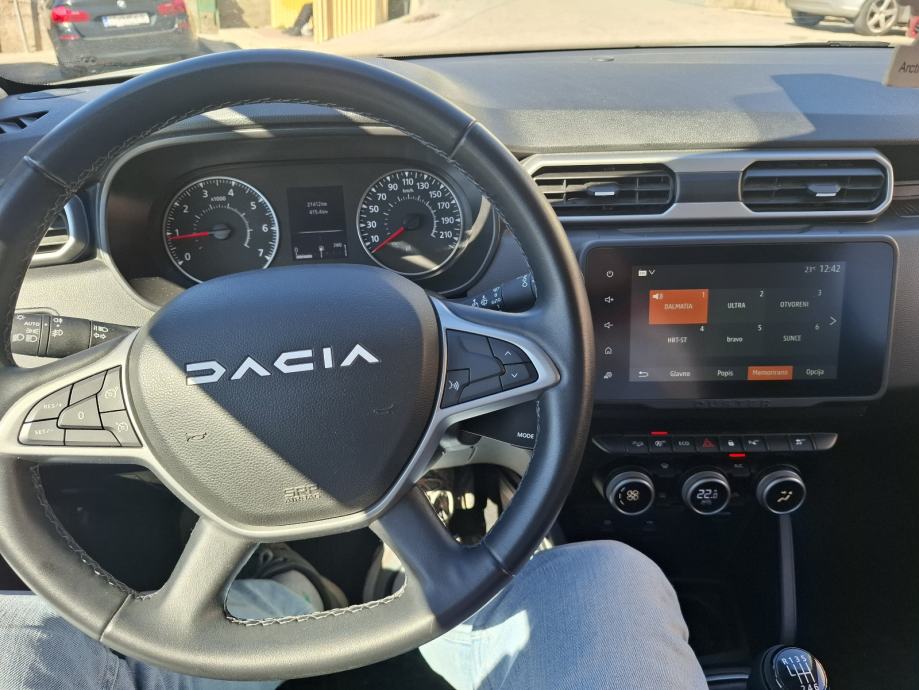 DUSTER 1,5 dCi, 4x4, 2024god, samo 21.411 km, kao NOV, fotografija 15