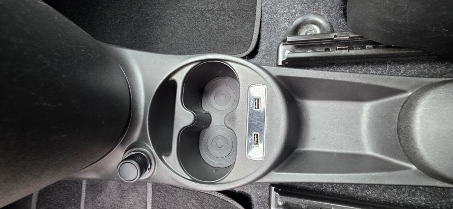 Fiat 500 1,0 GSE, NAVIGACIJA, fotografija 17