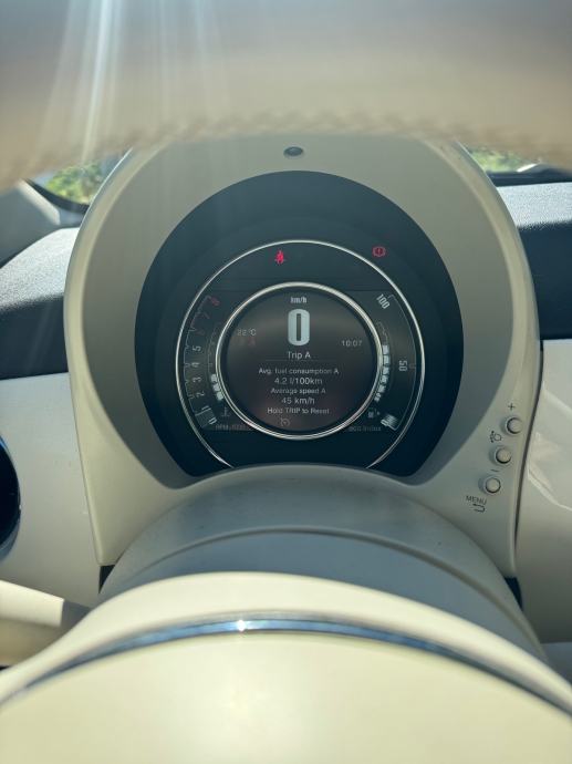Fiat 500 1,0 GSE, fotografija 9