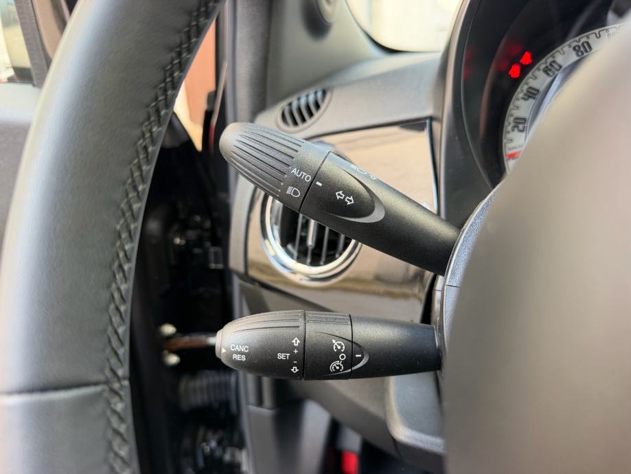 Fiat 500 1,0 HYBRID Lounge-1. Vlasnik-Jamstvo, fotografija 17