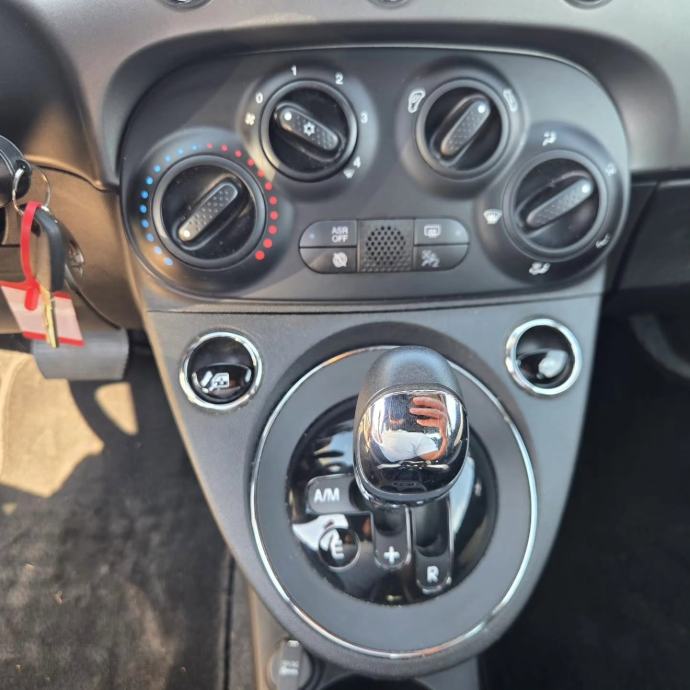 Fiat 500 1.2 8V Dualogic Start&Stopp AUTOMATIK, fotografija 7
