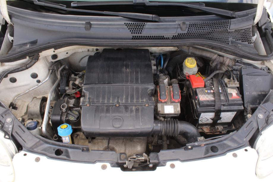 Fiat 500 1,2 8V, fotografija 15