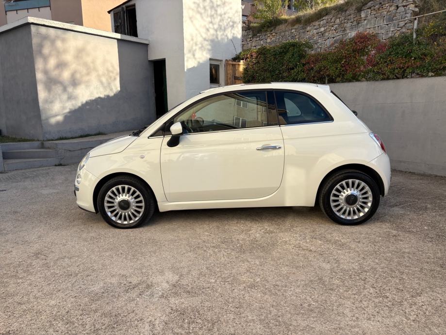 Fiat 500 1.2 benzin 2012.g. REG. CIJELU GODINU, pogled izvana - slika 2