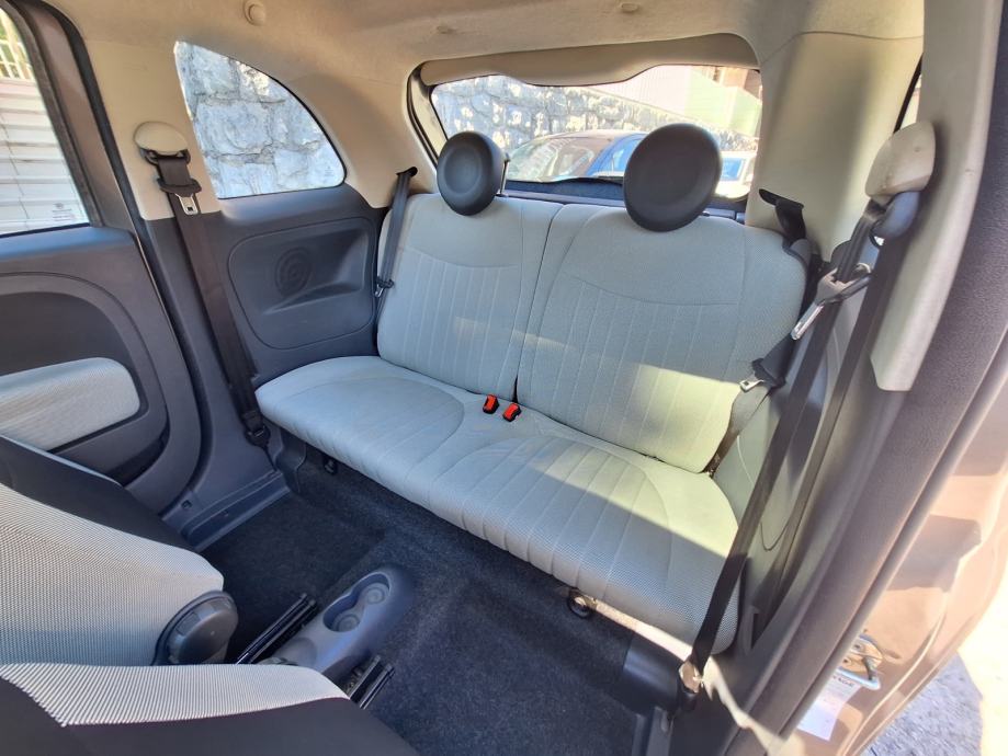 Fiat 500 500 1,2 8V PANORAMSKI KROV(‼️83.000 Km), fotografija 19