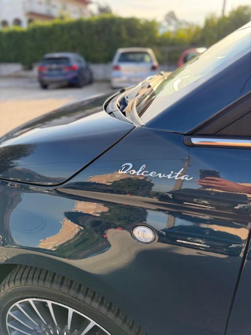 FIAT 500 DOLCEVITA HYBRID, fotografija 15