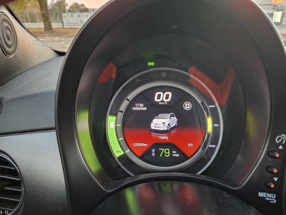 Fiat 500 E automatik, fotografija 8