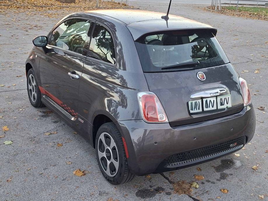 Fiat 500 E automatik, fotografija 3