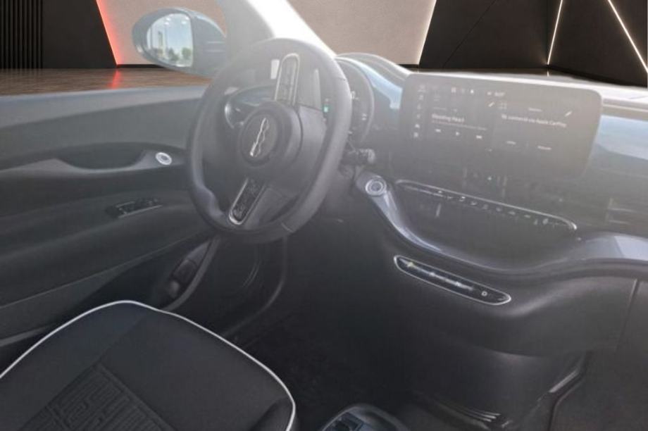 Fiat 500e 24KWh - Icon, fotografija 2