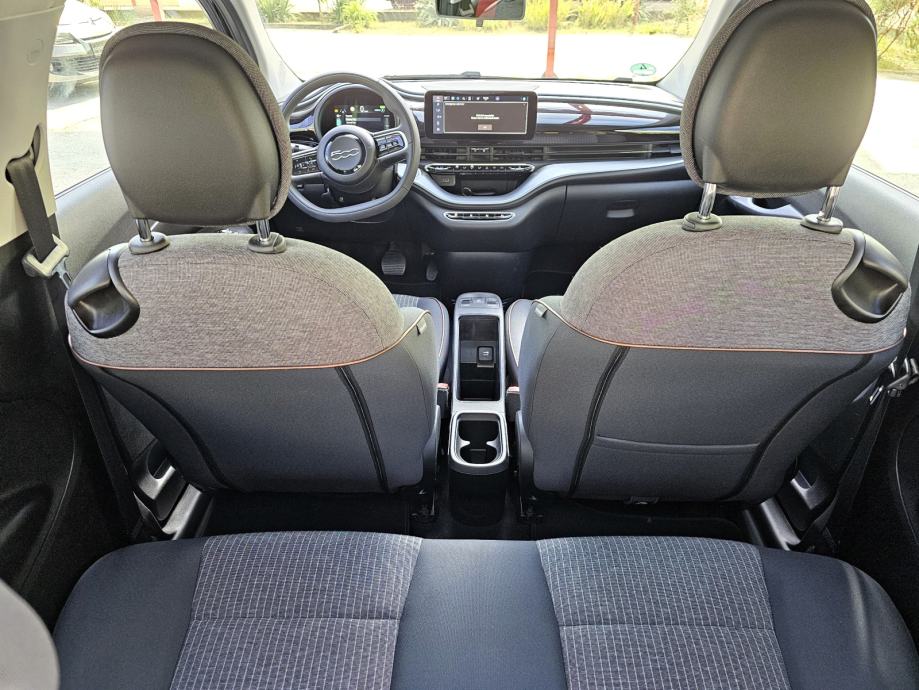 FIAT*500EV*2023G*70KW*29145km*ICON*LED*ALU*NAVI*TOUCH"10*VIRTUAL*14990, fotografija 16