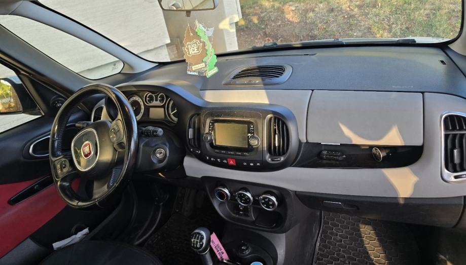 Fiat 500L 1,3 Multijet, fotografija 8