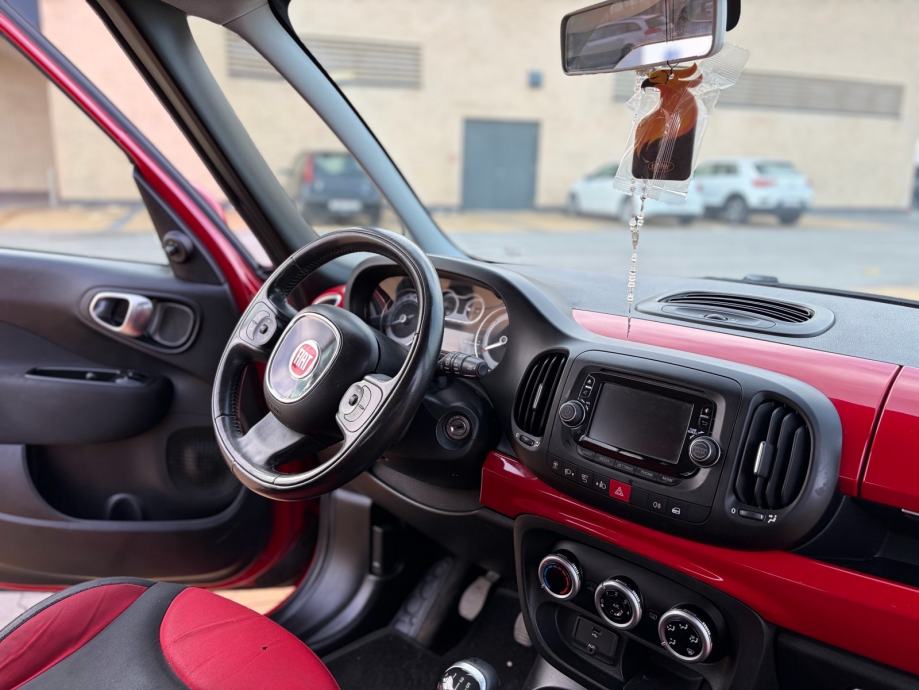 Fiat 500L 1.4 16v Klima/Servisna, fotografija 11