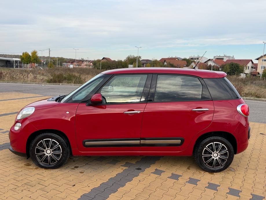 Fiat 500L 1.4 16v Klima/Servisna, fotografija 5