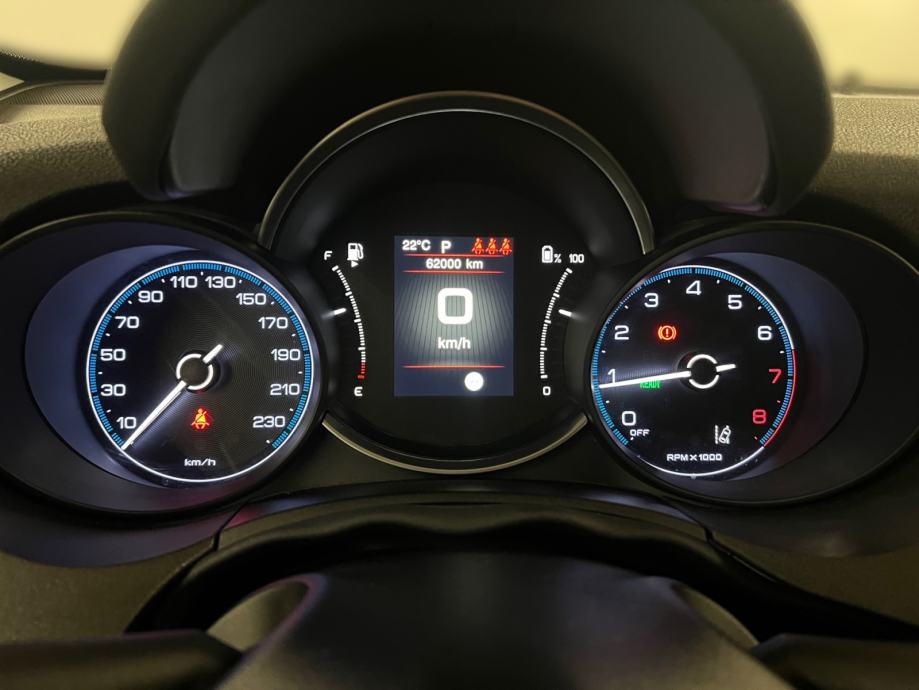 Fiat 500X 1.5 e-Hybrid - 3 godine jamstva, fotografija 17