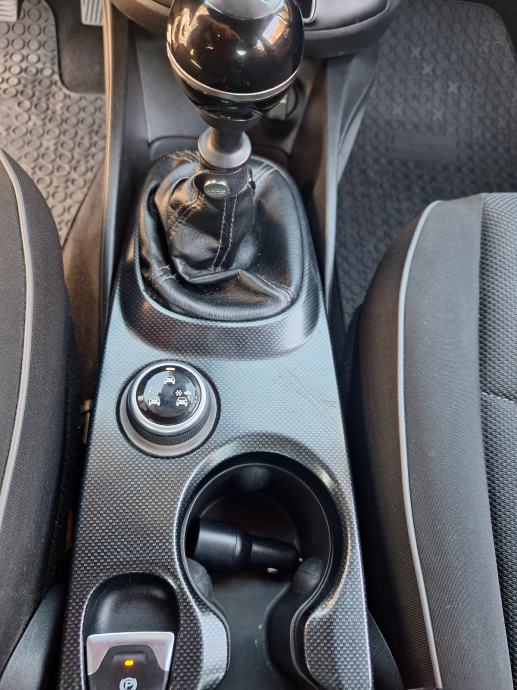 Fiat 500X 1,6MJTD 120ks,HR auto,1vl,servisna,garanc 1 g,MOŽE ZAMJENA, fotografija 2