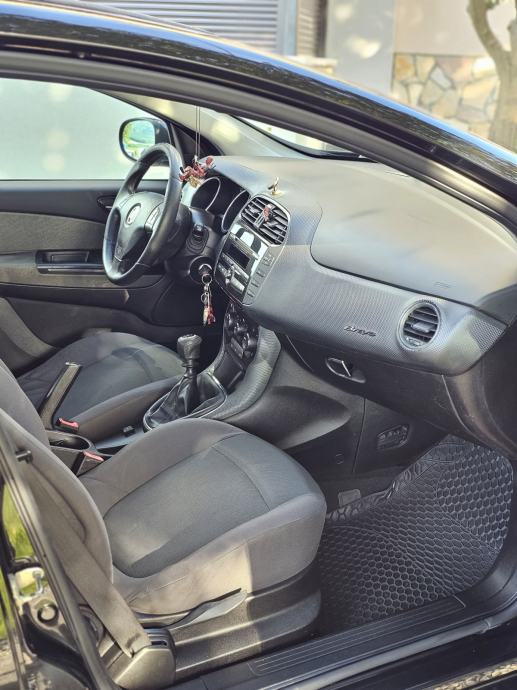 FIAT BRAVO 1.4 16V – TVORNIČKI LPG – 90 KS – BLUE&ME – PARKING SENZORI, fotografija 5