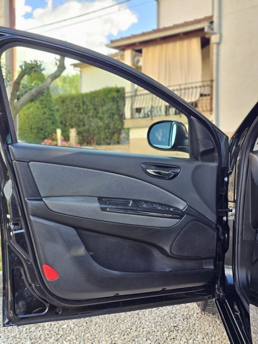 FIAT BRAVO 1.4 16V – TVORNIČKI LPG – 90 KS – BLUE&ME – PARKING SENZORI, fotografija 11
