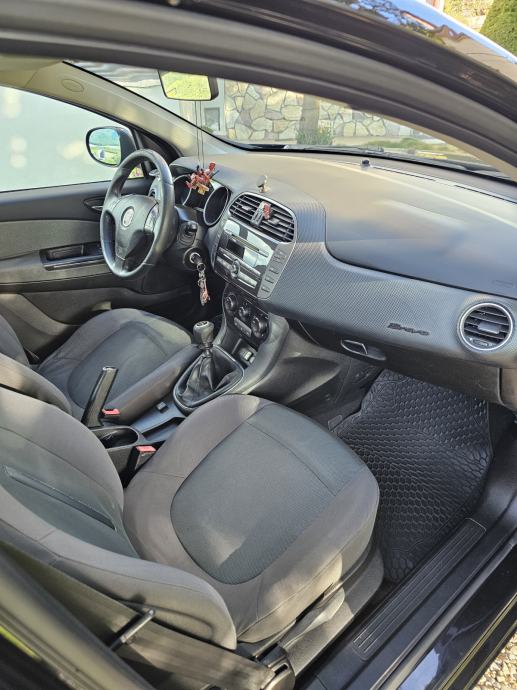 FIAT BRAVO 1.4 16V – TVORNIČKI LPG – 90 KS – BLUE&ME – PARKING SENZORI, fotografija 14