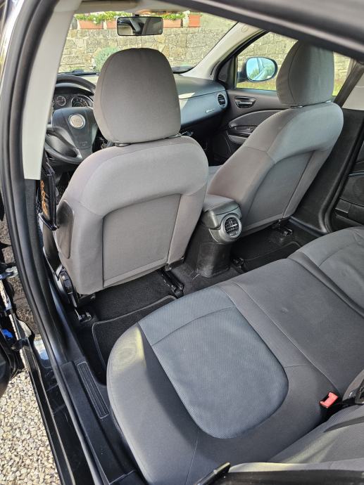 FIAT BRAVO 1.4 16V – TVORNIČKI LPG – 90 KS – BLUE&ME – PARKING SENZORI, fotografija 16
