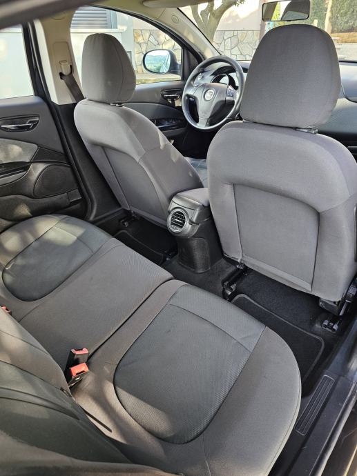 FIAT BRAVO 1.4 16V – TVORNIČKI LPG – 90 KS – BLUE&ME – PARKING SENZORI, fotografija 17