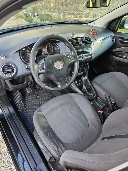 FIAT BRAVO 1.4 16V – TVORNIČKI LPG – 90 KS – BLUE&ME – PARKING SENZORI, fotografija 15