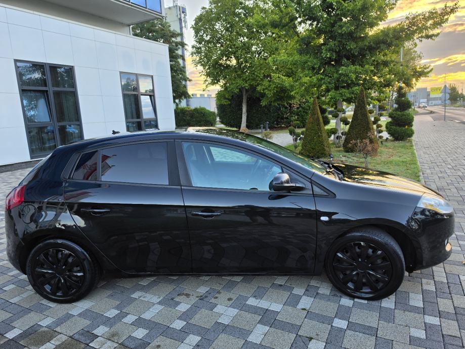 Fiat Bravo 1,6 MultiJet**EMOTION**KLIMA**SERVISNA**ODLIČAN**REG 1 GOD*, fotografija 12