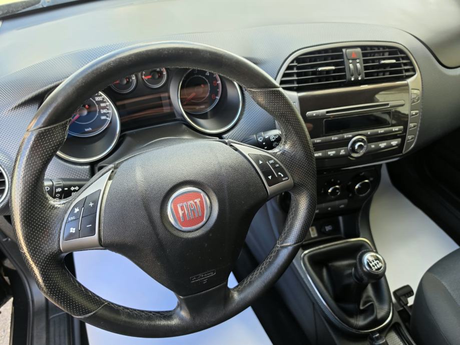 Fiat Bravo 1,6 MultiJet**EMOTION**KLIMA**SERVISNA**ODLIČAN**REG 1 GOD*, fotografija 17