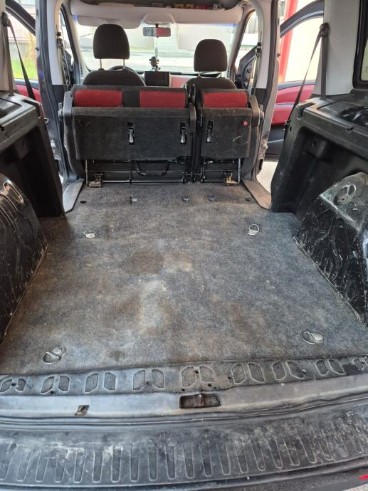 Fiat Doblo 1,6 Multijet 16V, fotografija 8