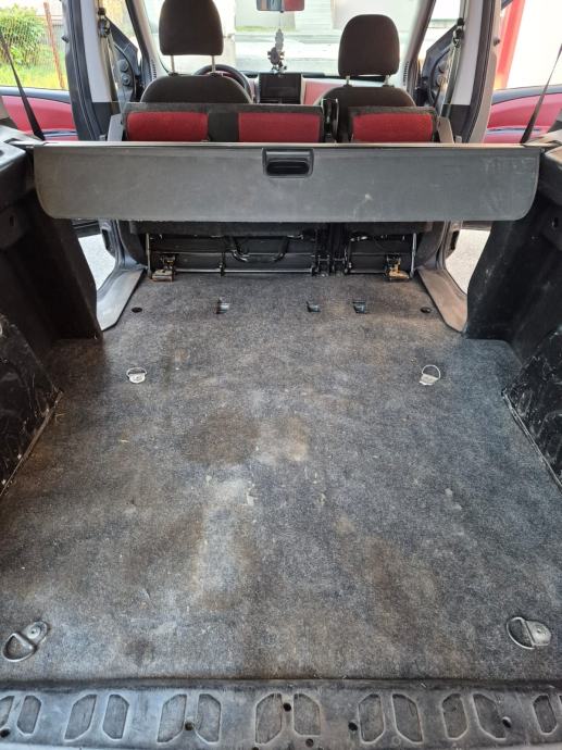 Fiat Doblo 1,6 Multijet 16V, fotografija 9