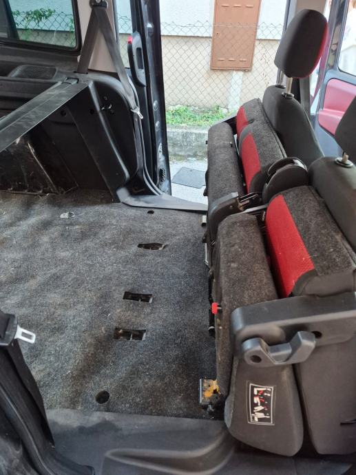 Fiat Doblo 1,6 Multijet 16V, fotografija 12