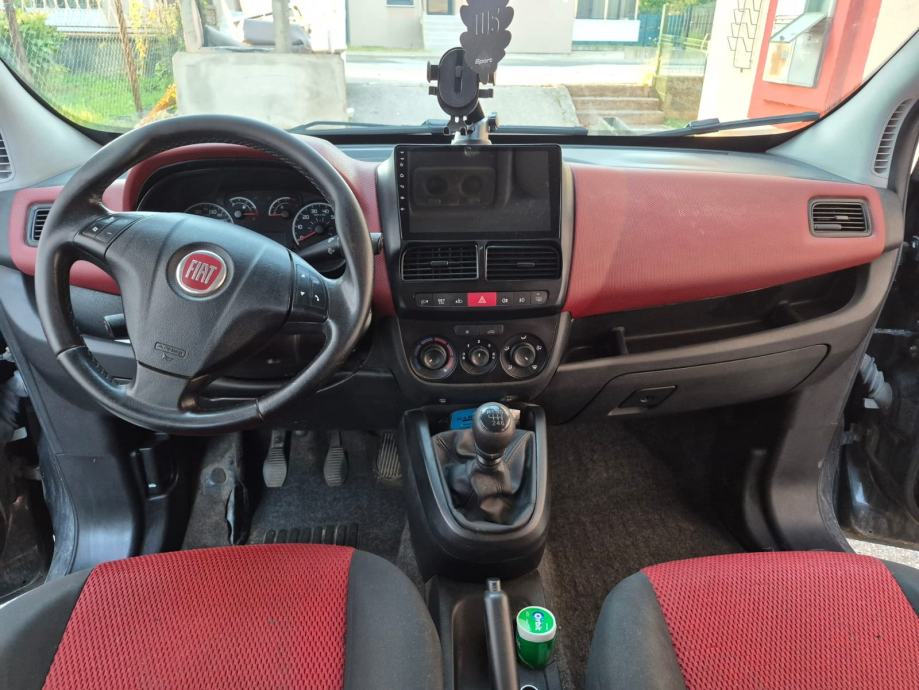 Fiat Doblo 1,6 Multijet 16V, fotografija 10