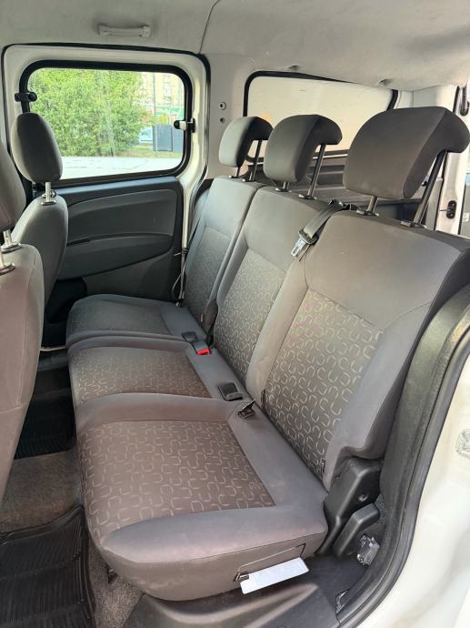 FIAT DOBLO MAXI 1.3 MultiJet, fotografija 15