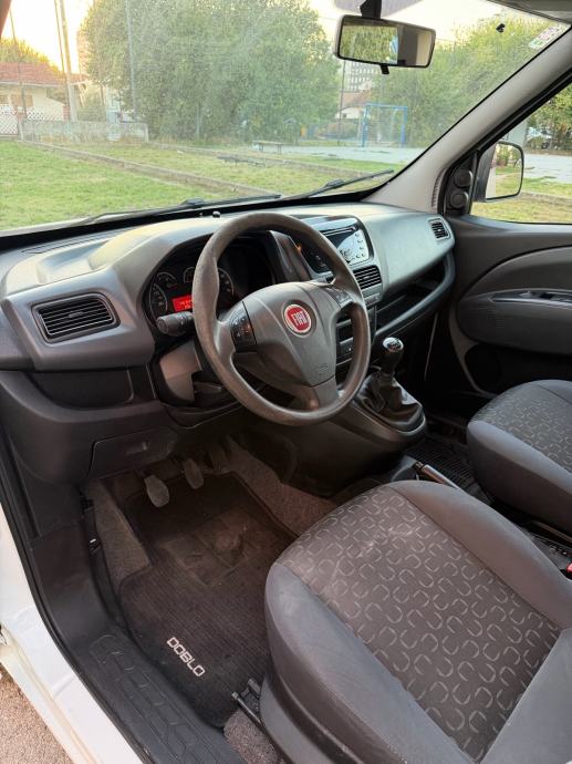 FIAT DOBLO MAXI 1.3 MultiJet, fotografija 10