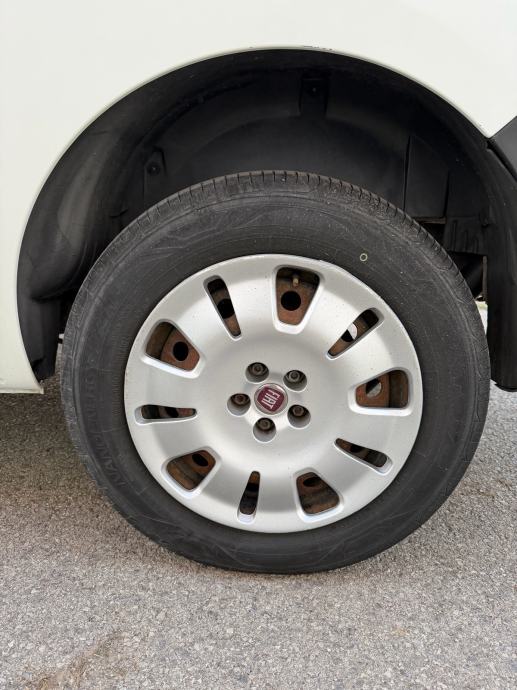 FIAT DOBLO MAXI 1.3 MultiJet, fotografija 19