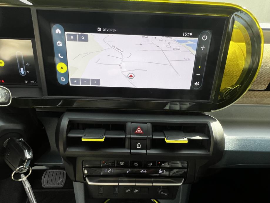 Fiat Grande Panda 1.2 110 e-Hybrid La Prima aut. ***DOSTUPNO ODMAH***, fotografija 17