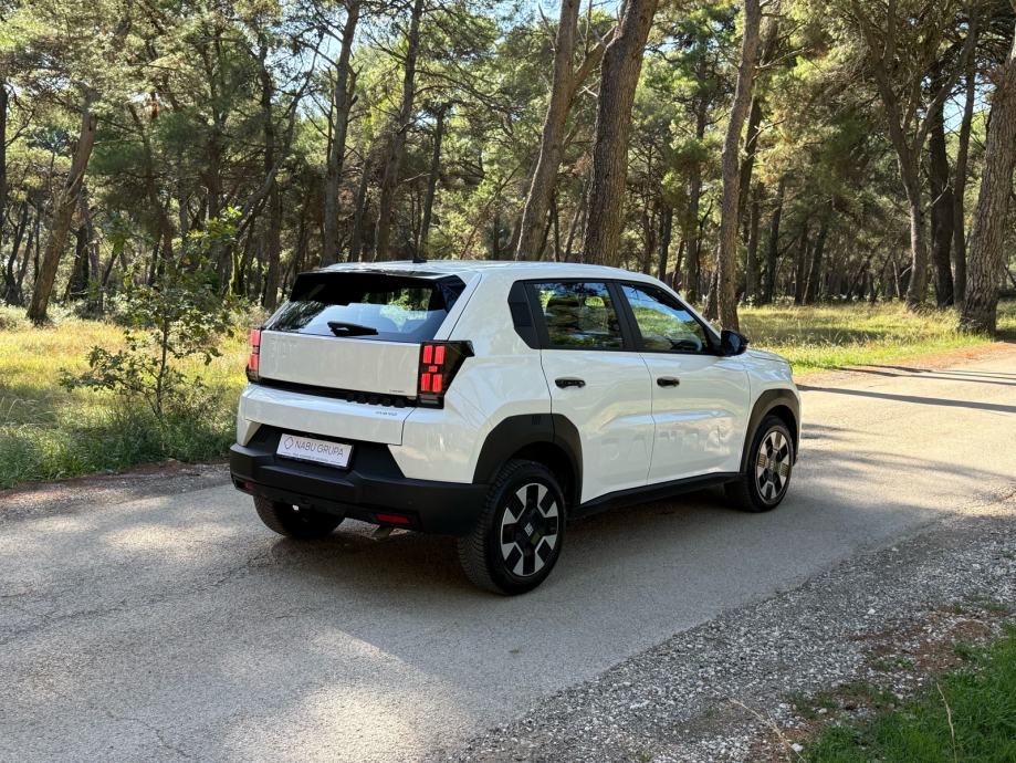 Fiat Grande Panda 1.2 Hybrid 74kW Aut., fotografija 3