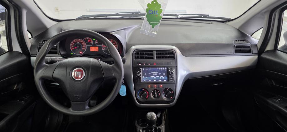 Fiat Grande Punto 1,2 8V ODLIČNO STANJE, fotografija 16