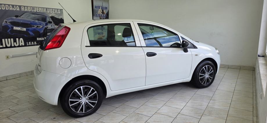 Fiat Grande Punto 1,2 8V ODLIČNO STANJE, fotografija 8