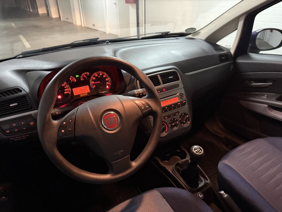Fiat Grande Punto 1,3 Multijet 16v 168000km, fotografija 10