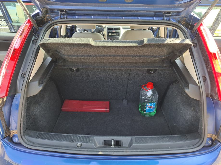Fiat Grande Punto 1.4 - nove gume, akumulator, zupčasti remen, fotografija 8