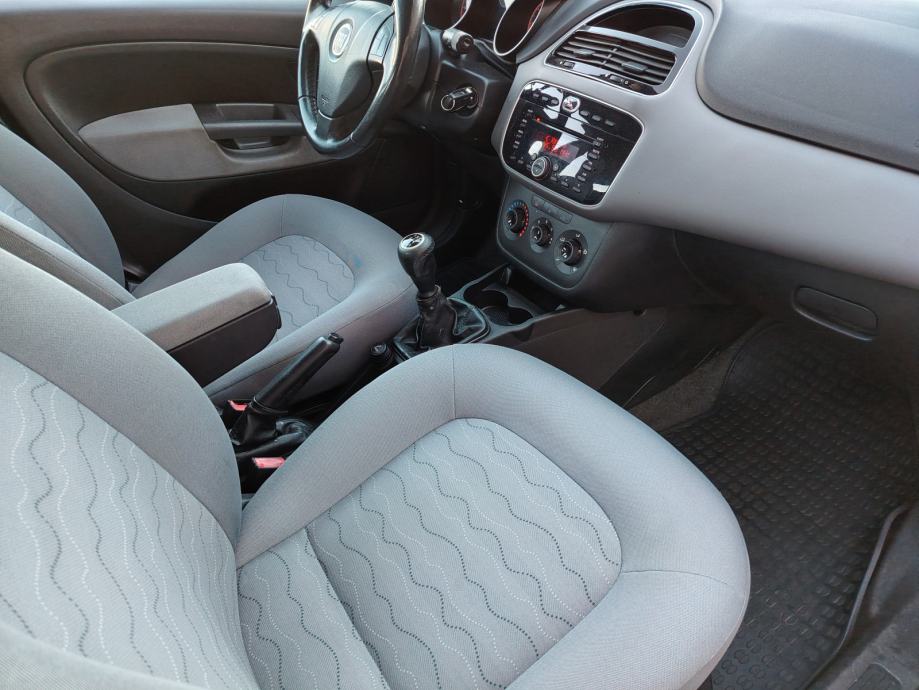 Fiat Linea 1,3 JTD ** KLIMA** ODLIČAN **KREDIT-KARTICE**, fotografija 14